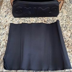 Skims Waist Trainer XL